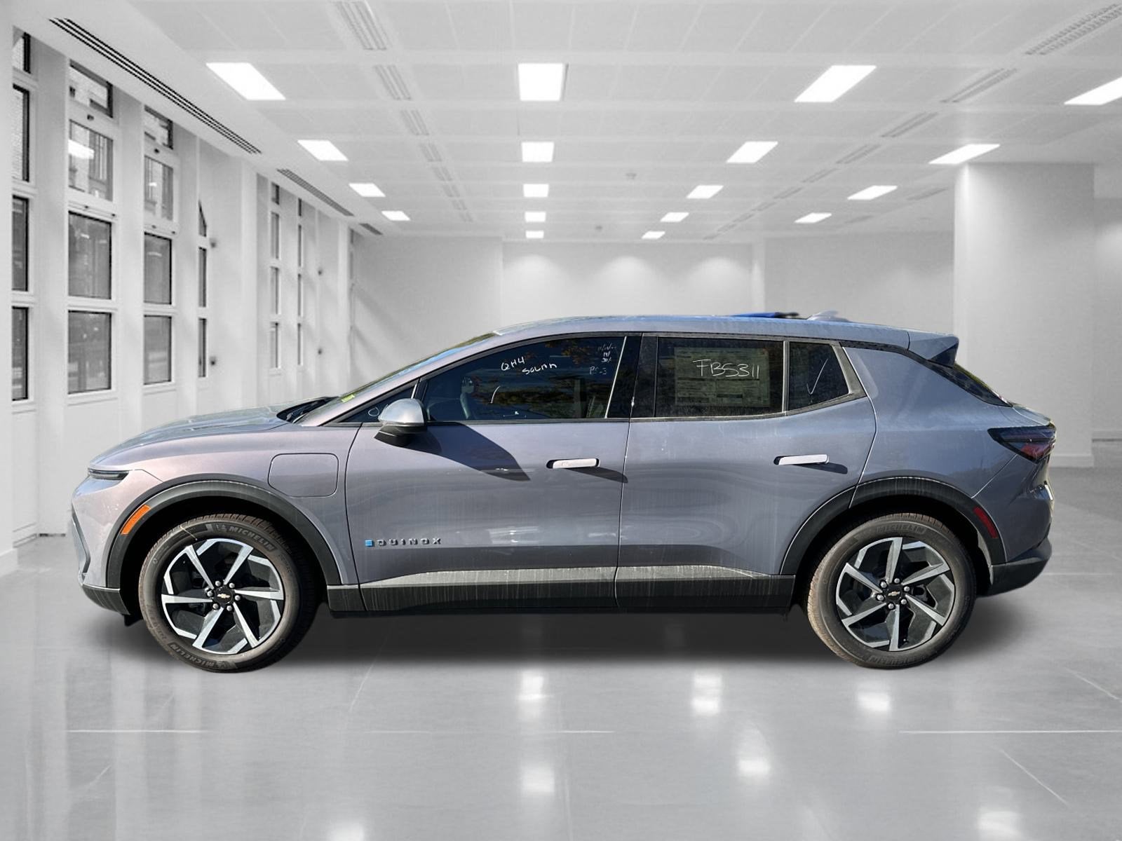 2025 Chevrolet Equinox EV LT