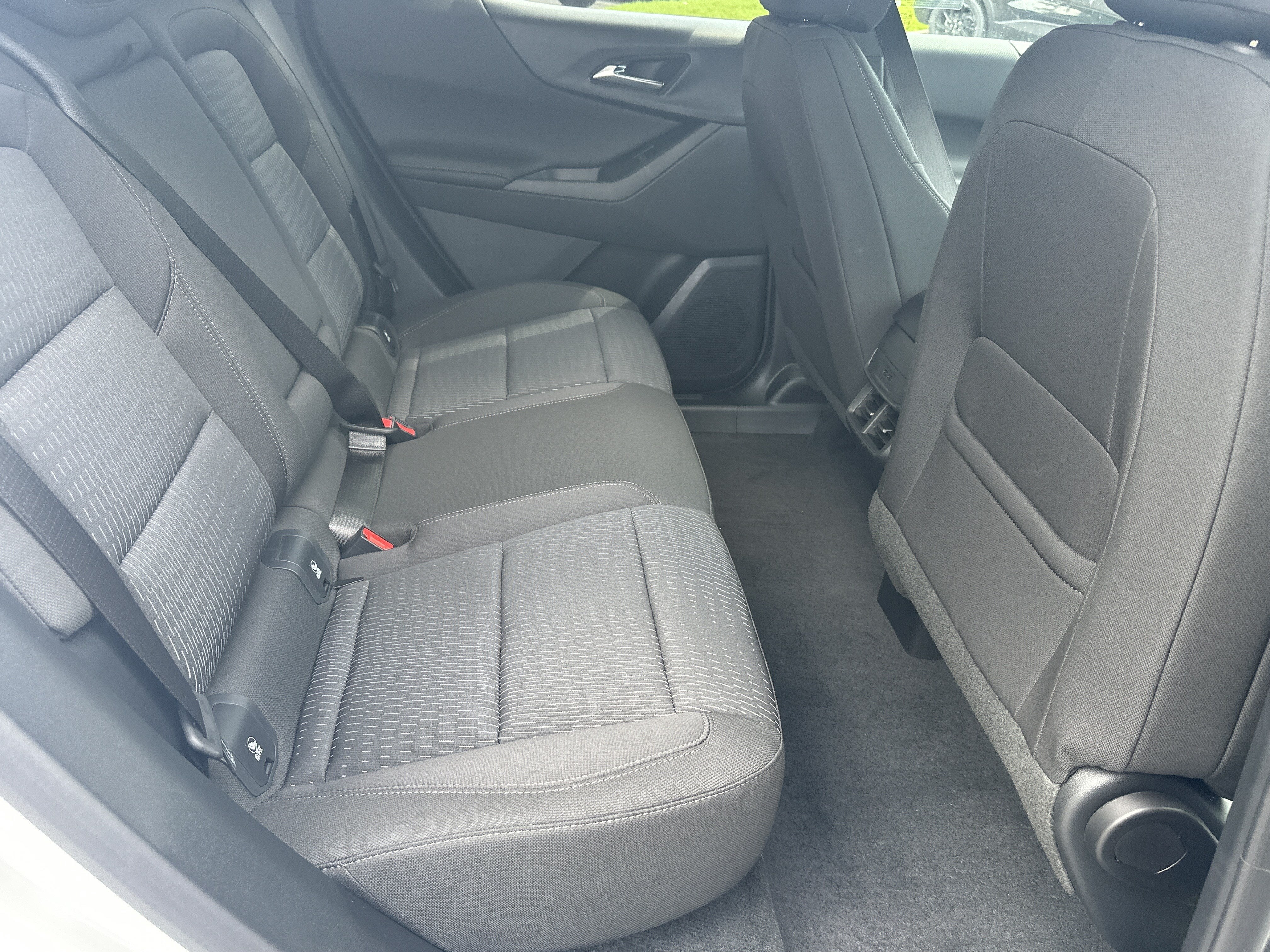 2027 Chevrolet Equinox FWD LT