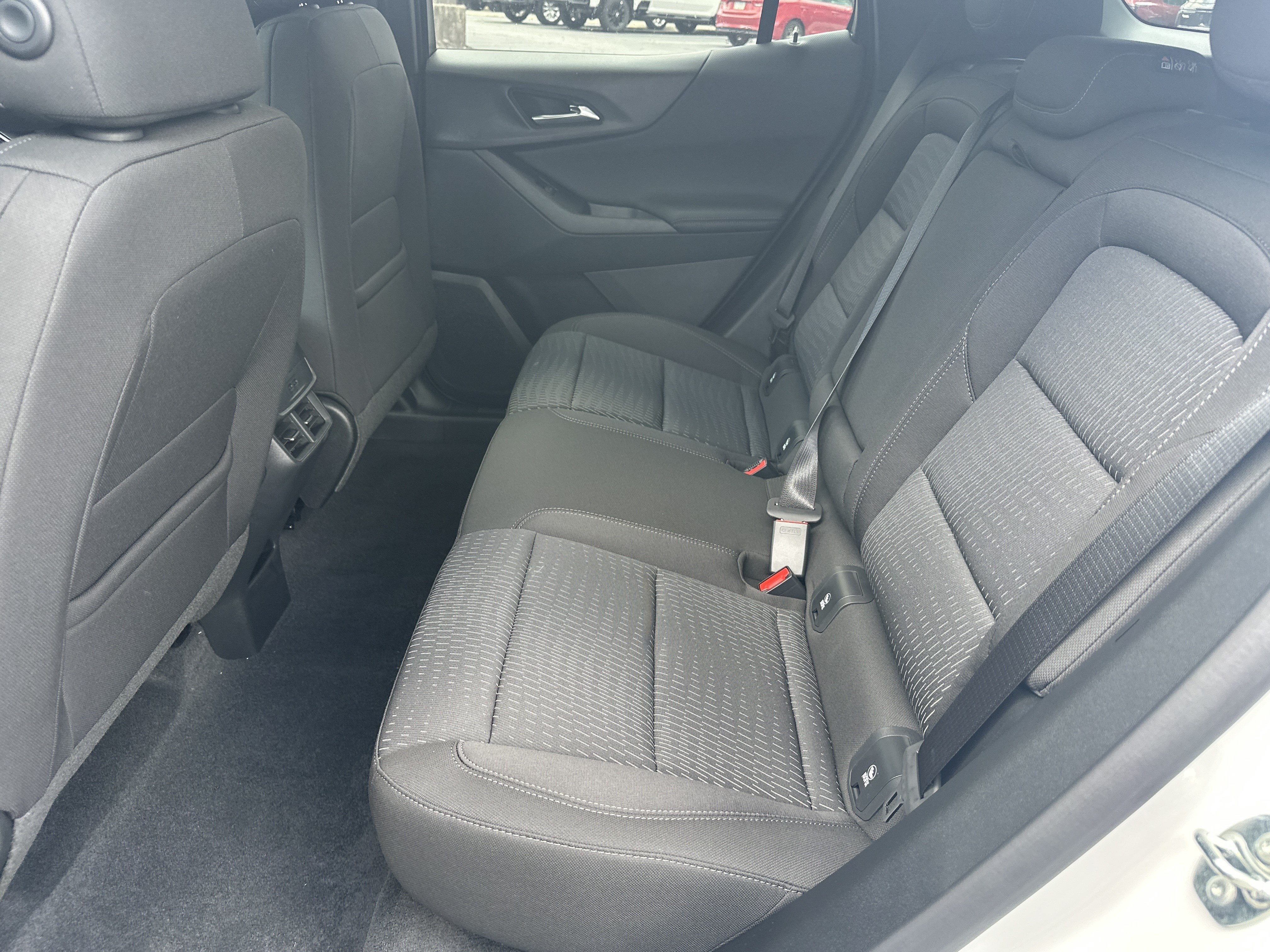 2027 Chevrolet Equinox FWD LT