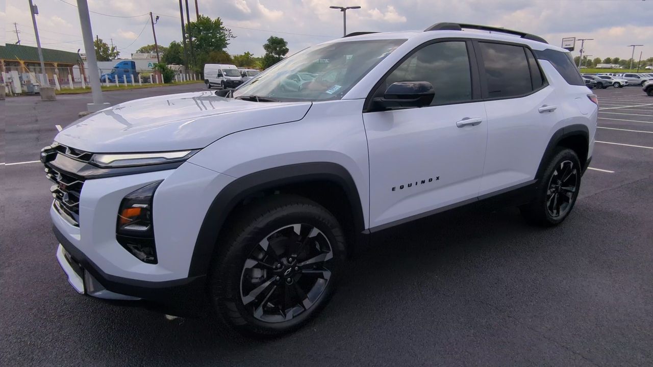 2027 Chevrolet Equinox RS