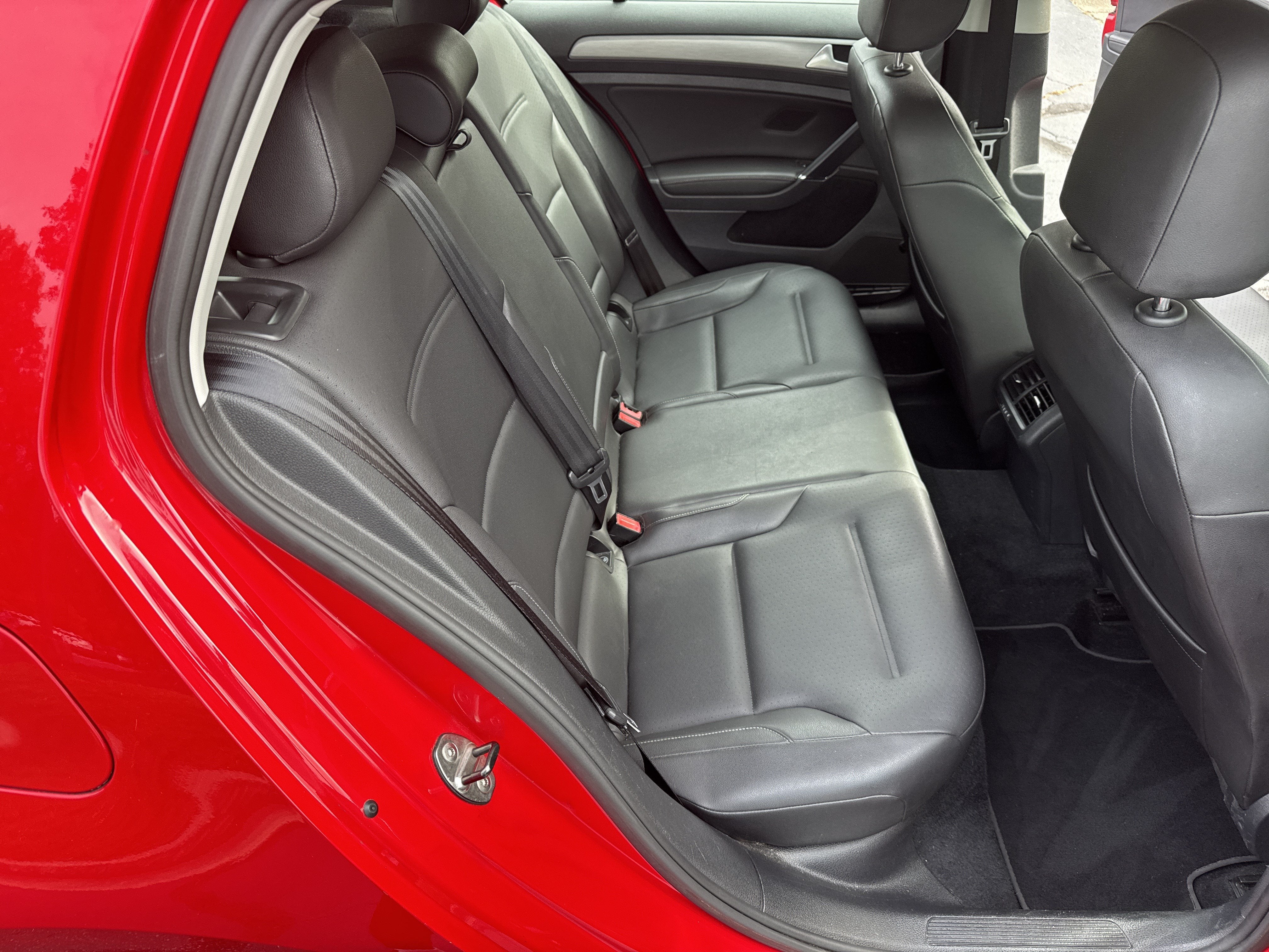2015 Volkswagen Golf TSI S