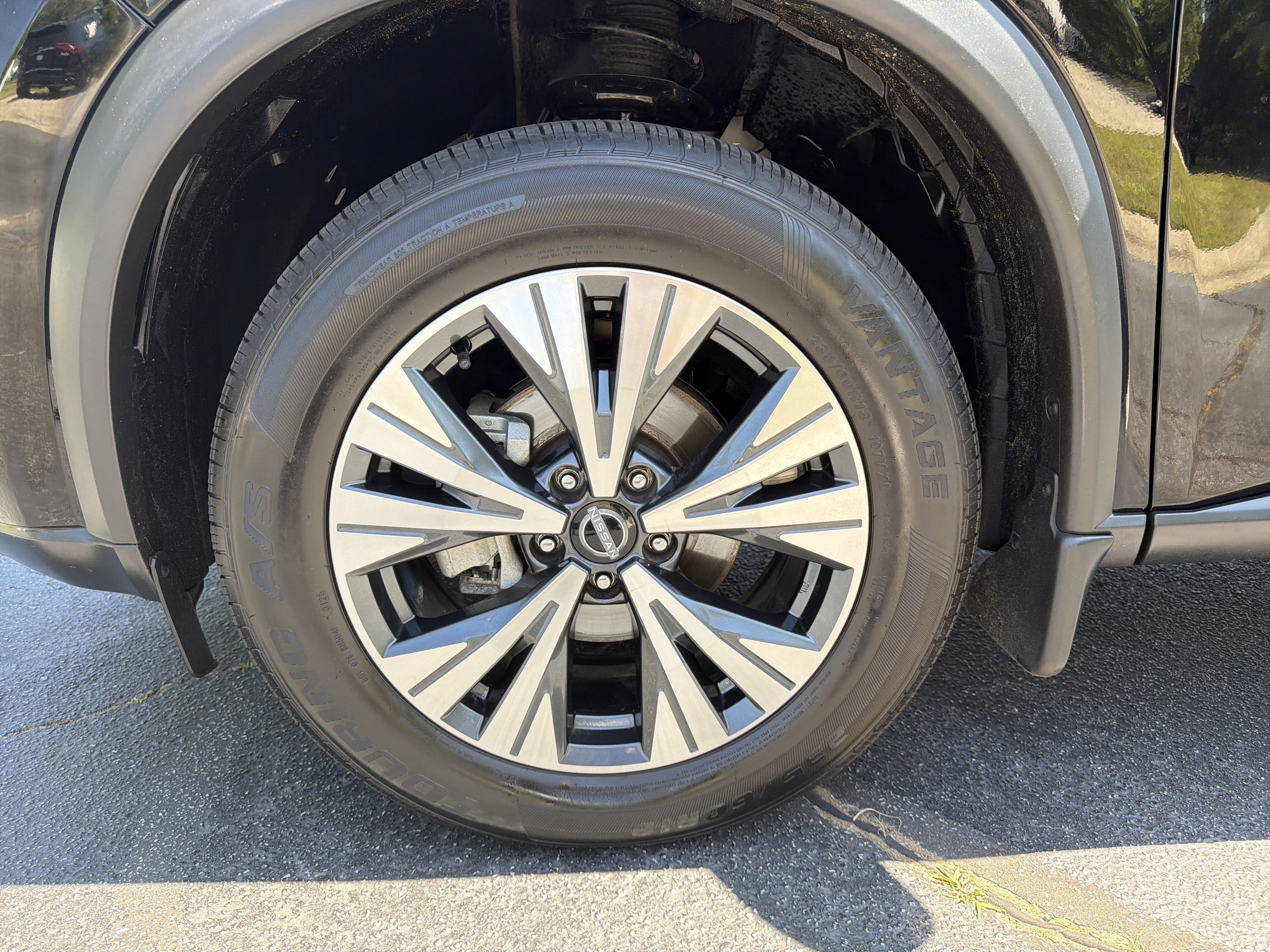 2023 Nissan Rogue SV FWD