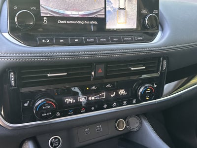 2023 Nissan Rogue SL FWD