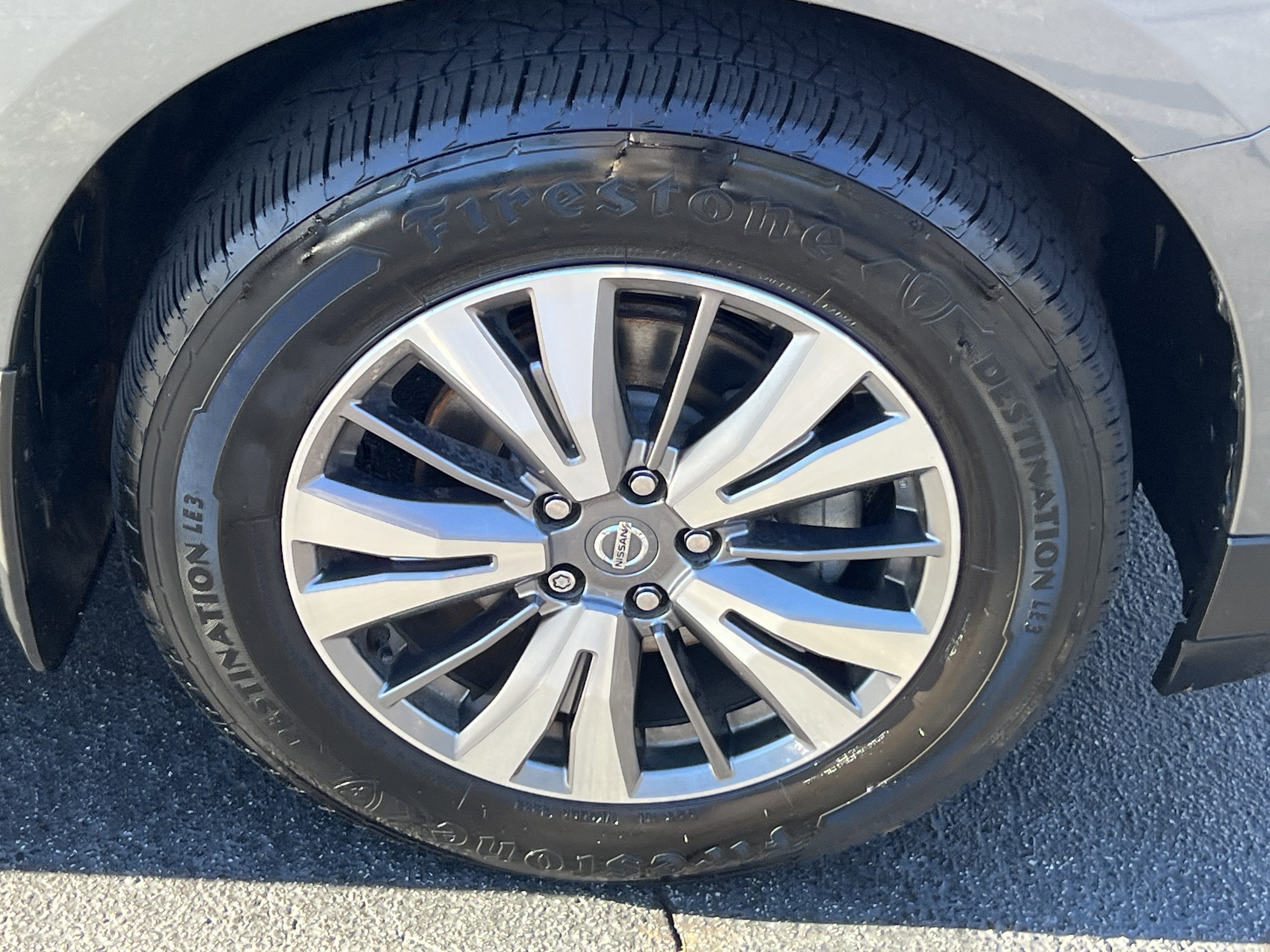 2020 Nissan Pathfinder SV 2WD