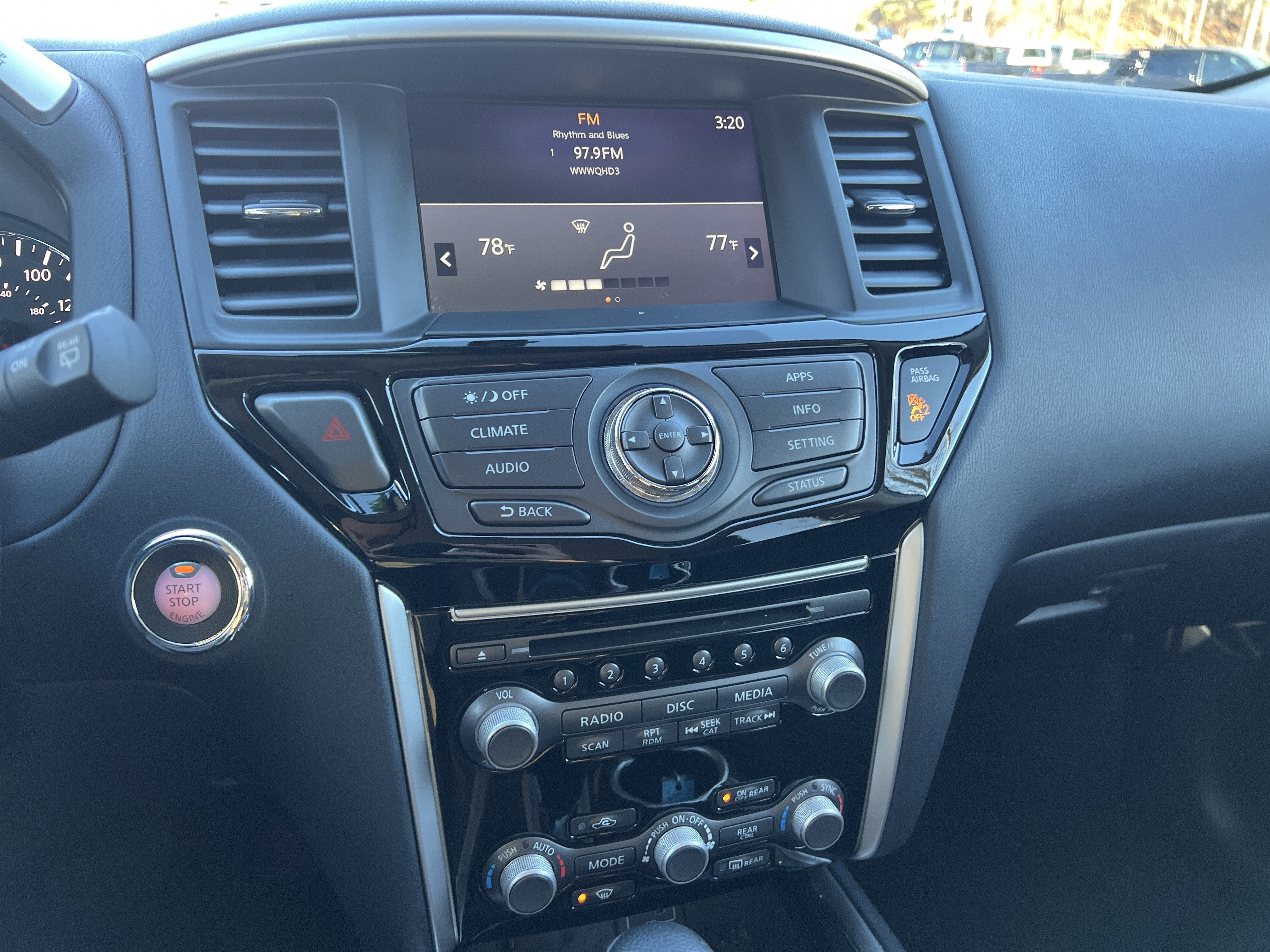 2020 Nissan Pathfinder SV 2WD