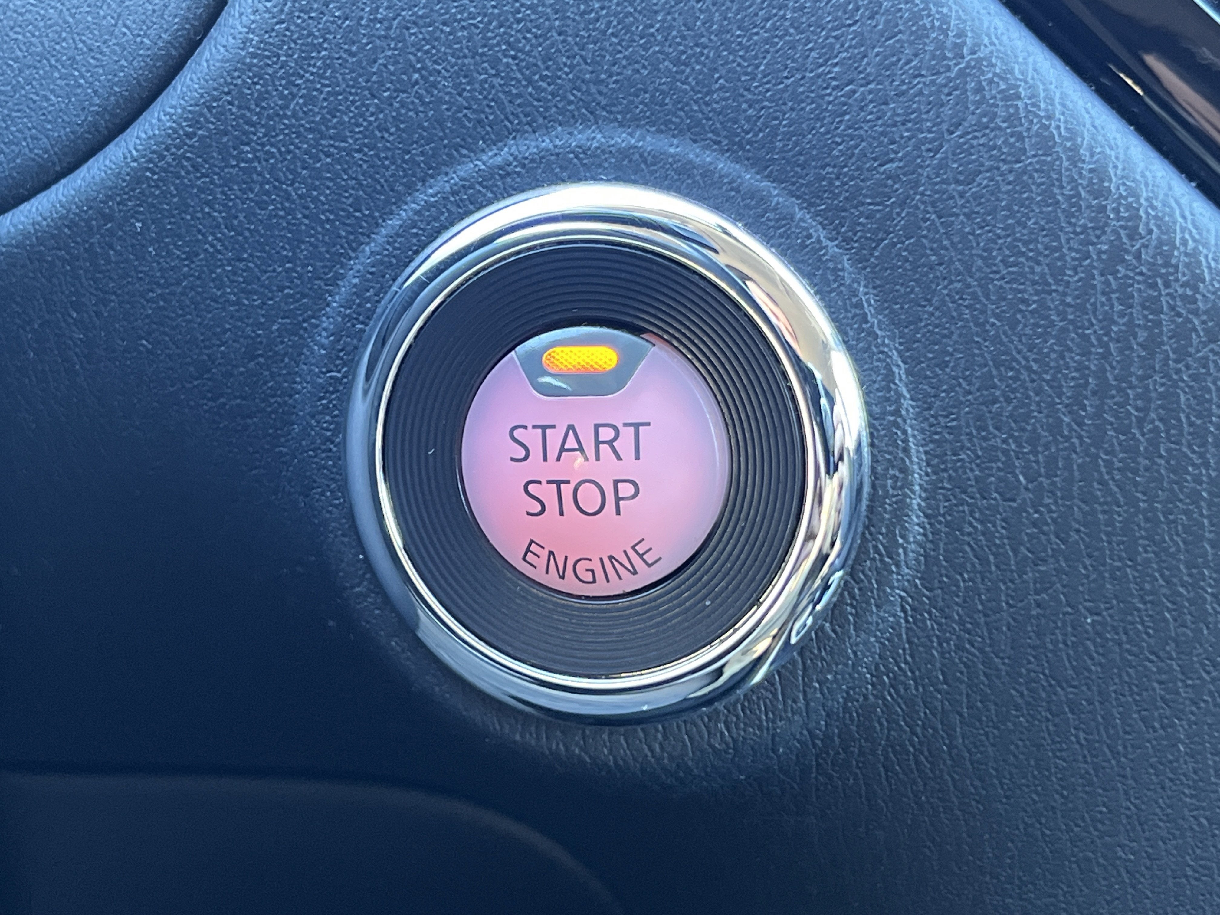 2020 Nissan Pathfinder SV 2WD