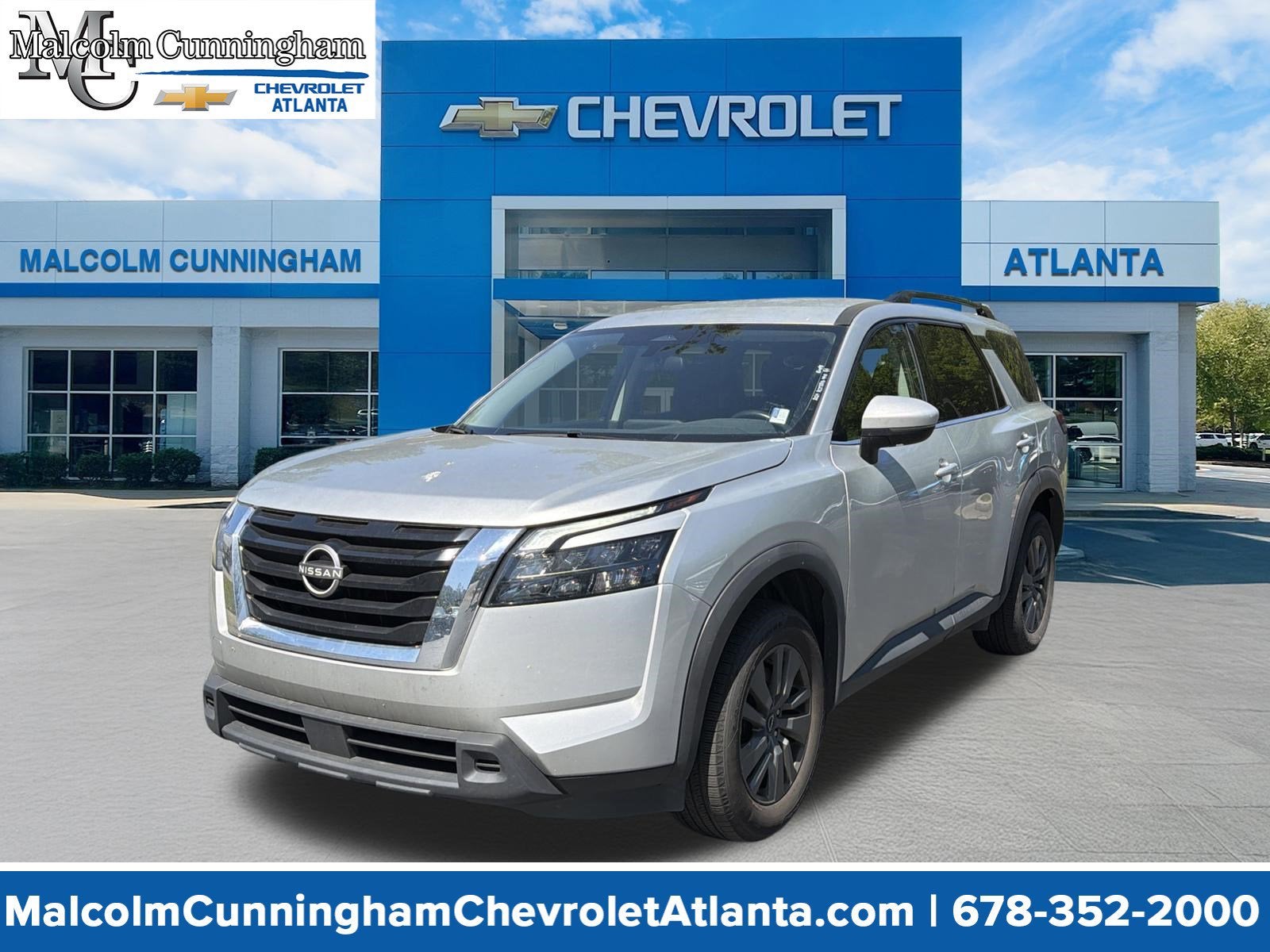 2024 Nissan Pathfinder SV 2WD's photo