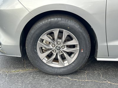 2022 Toyota Sienna XLE