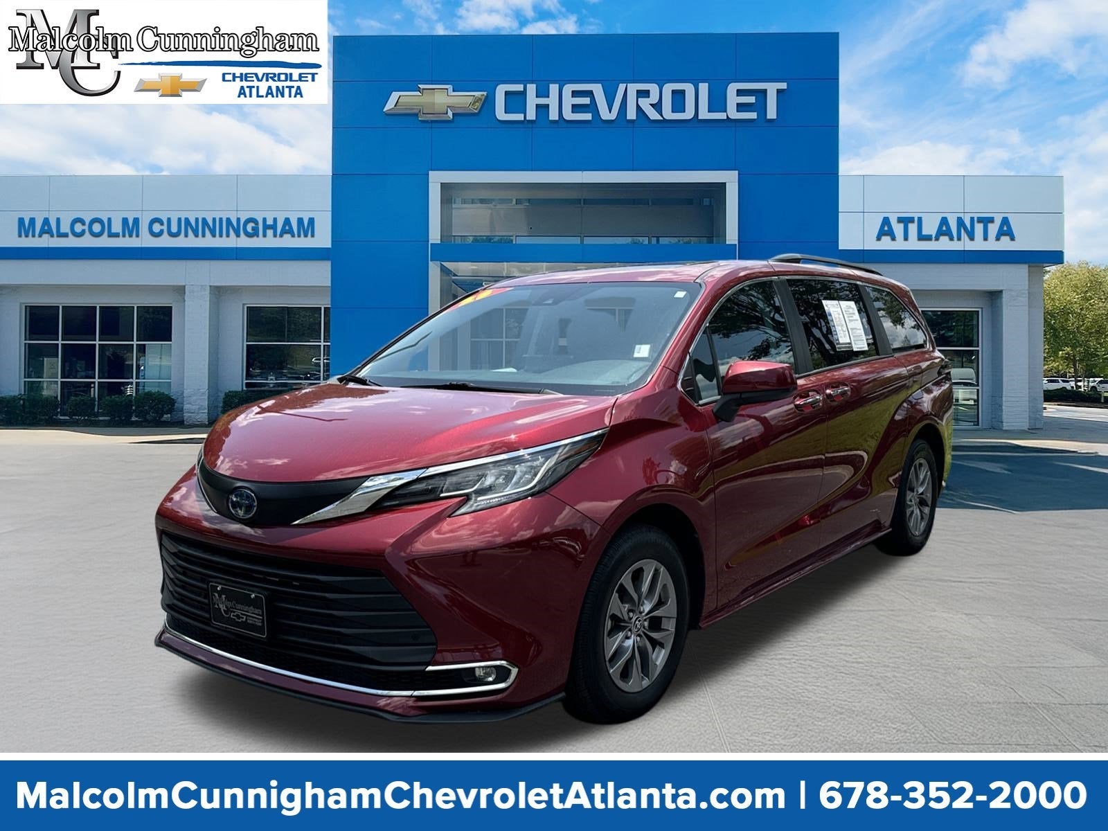 2023 Toyota Sienna XLE