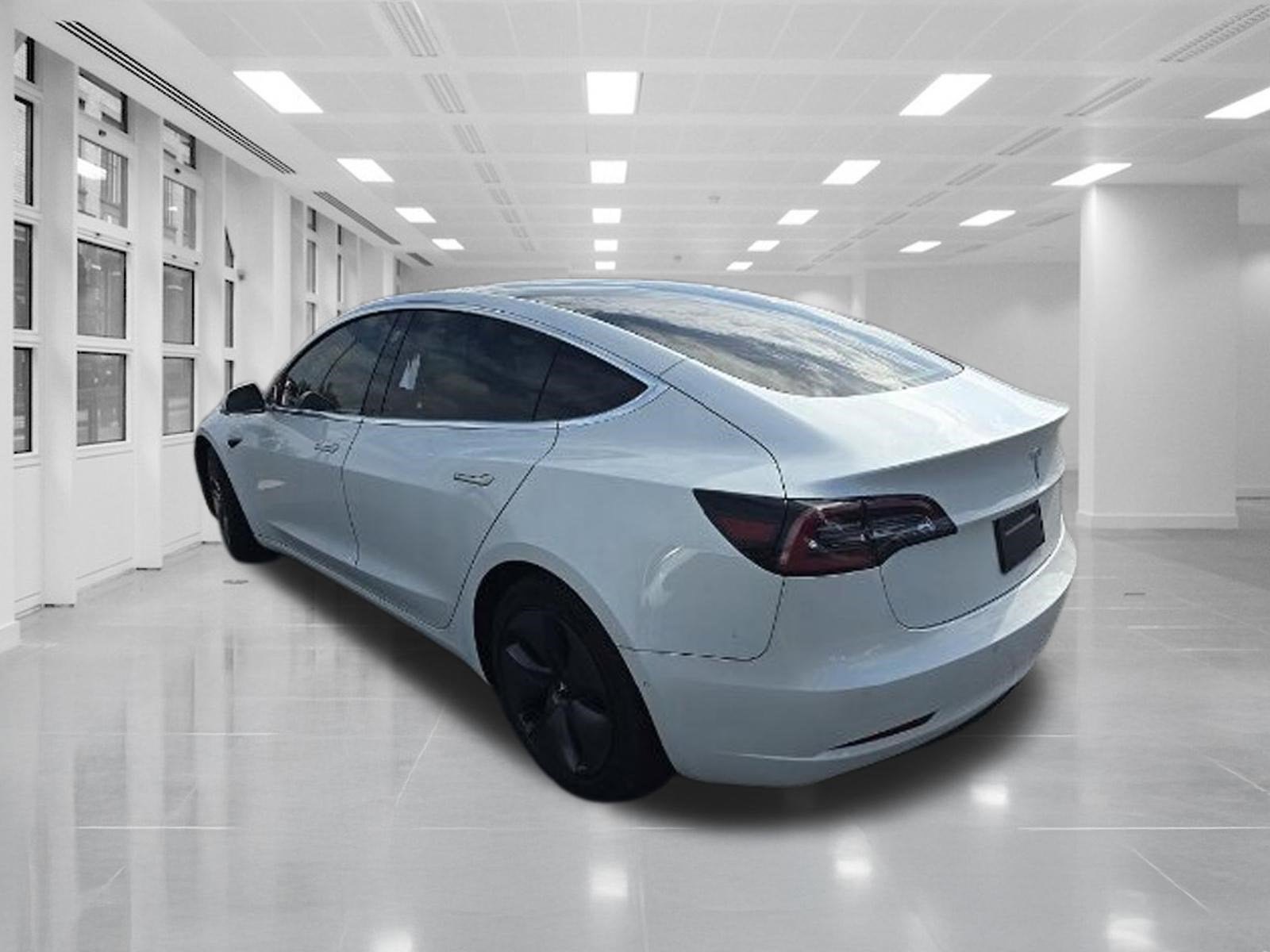 2020 Tesla Model 3 Standard Range Rear-Wheel Drive