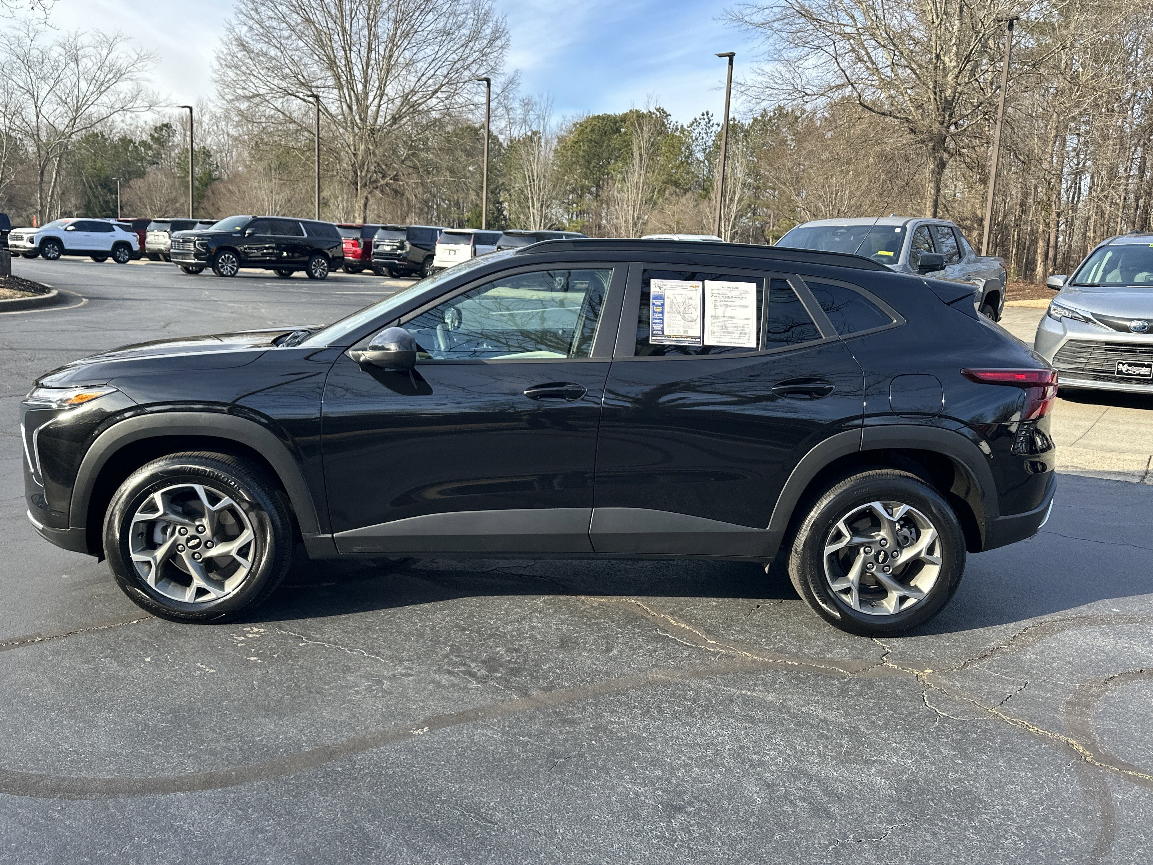 2025 Chevrolet Trax LT
