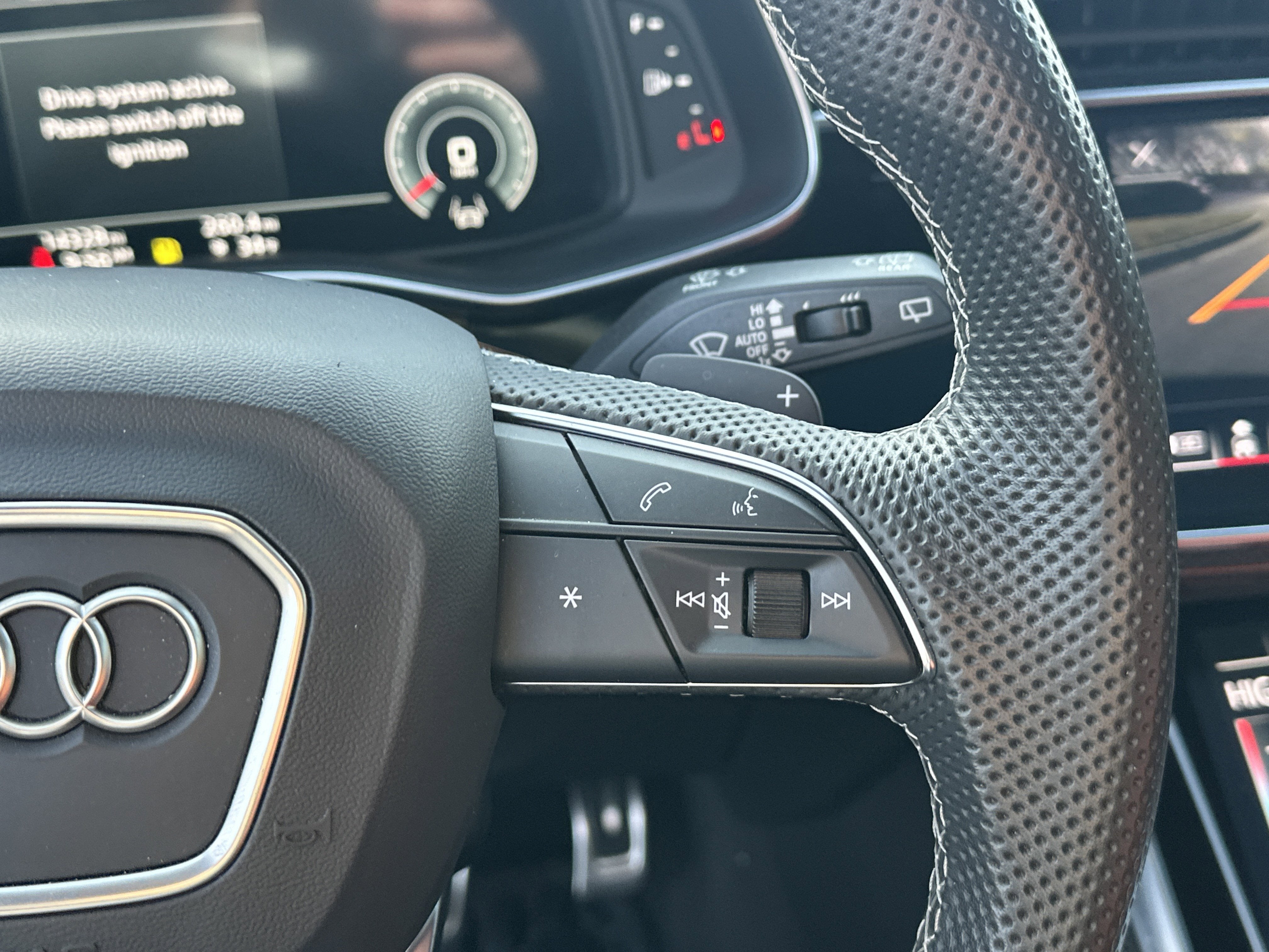 2023 Audi SQ7 Premium Plus TFSI quattro Tiptronic