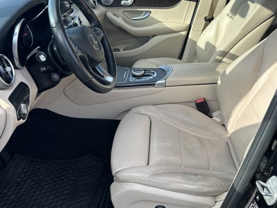 2019 Mercedes-Benz GLC 300 4MATIC®