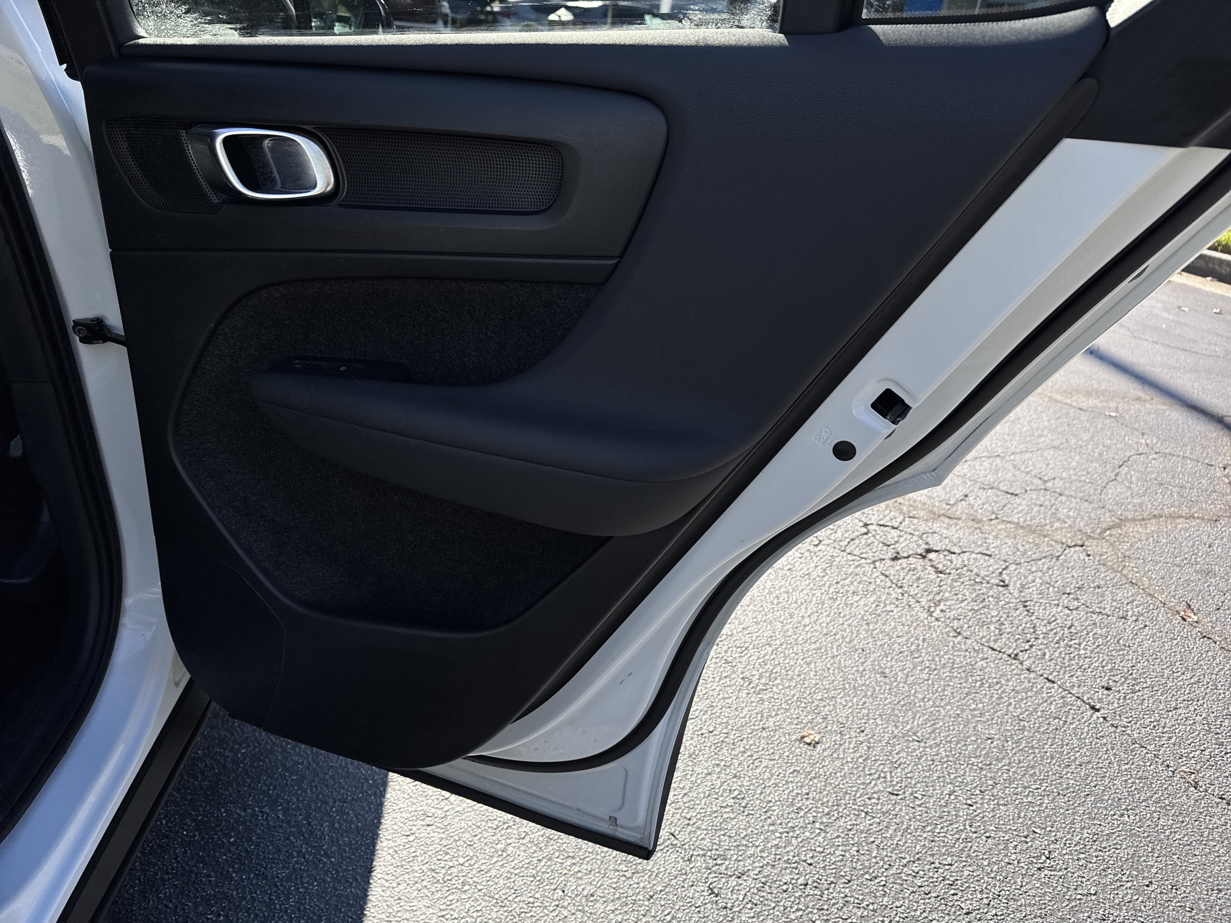 2023 Volvo C40 Plus - Photo 14