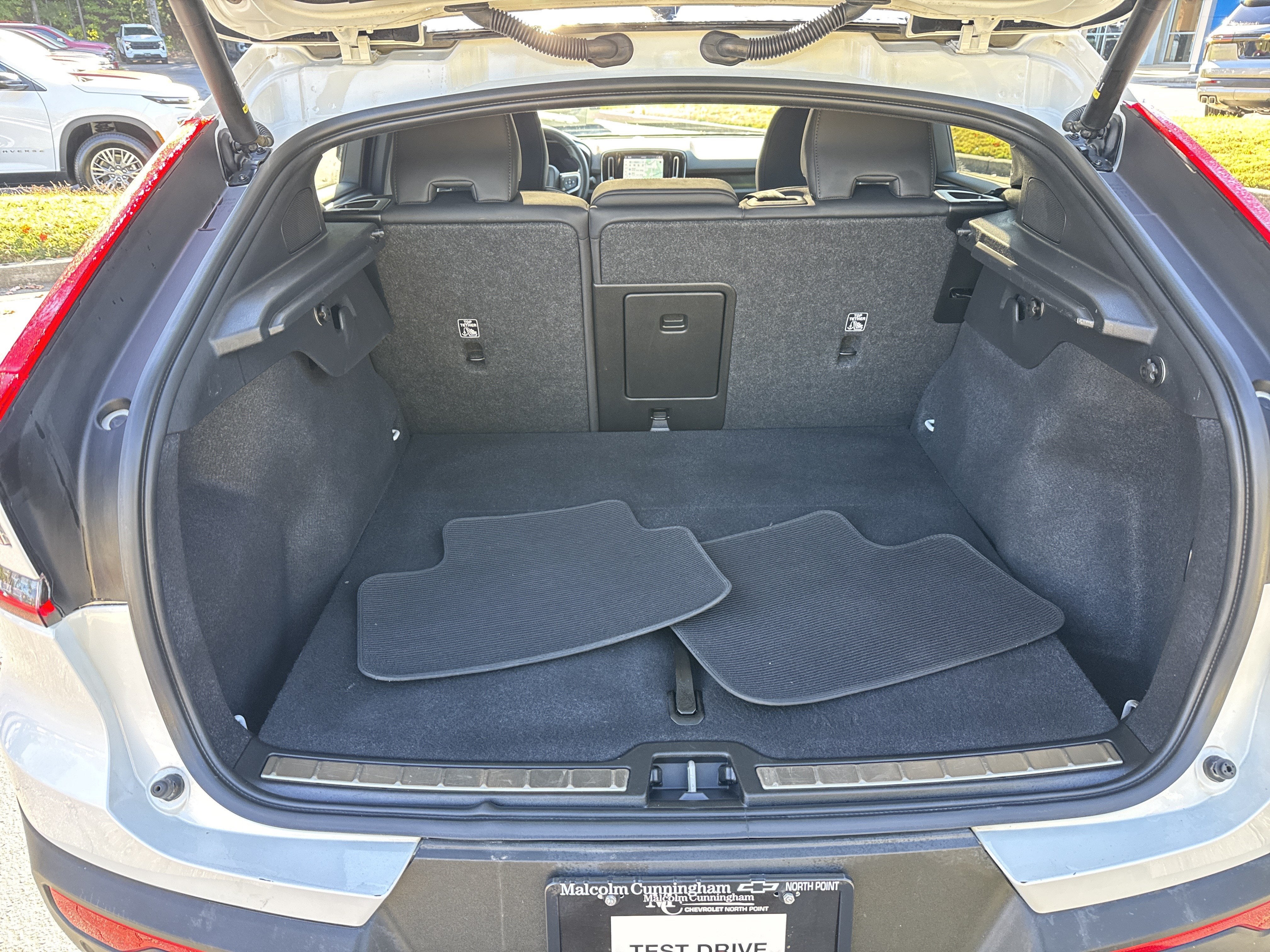 2023 Volvo C40 Plus - Photo 15
