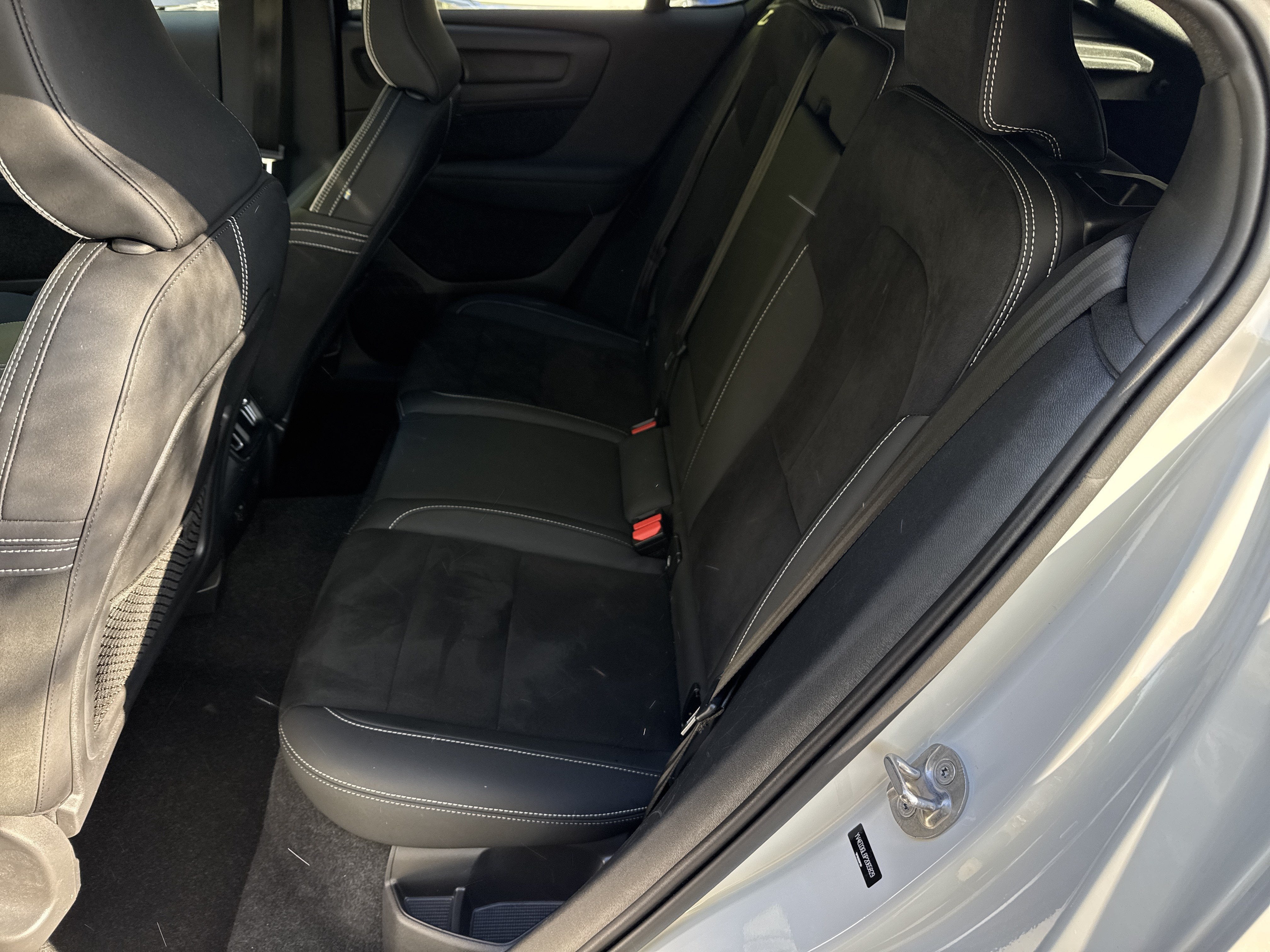 2023 Volvo C40 Plus - Photo 17