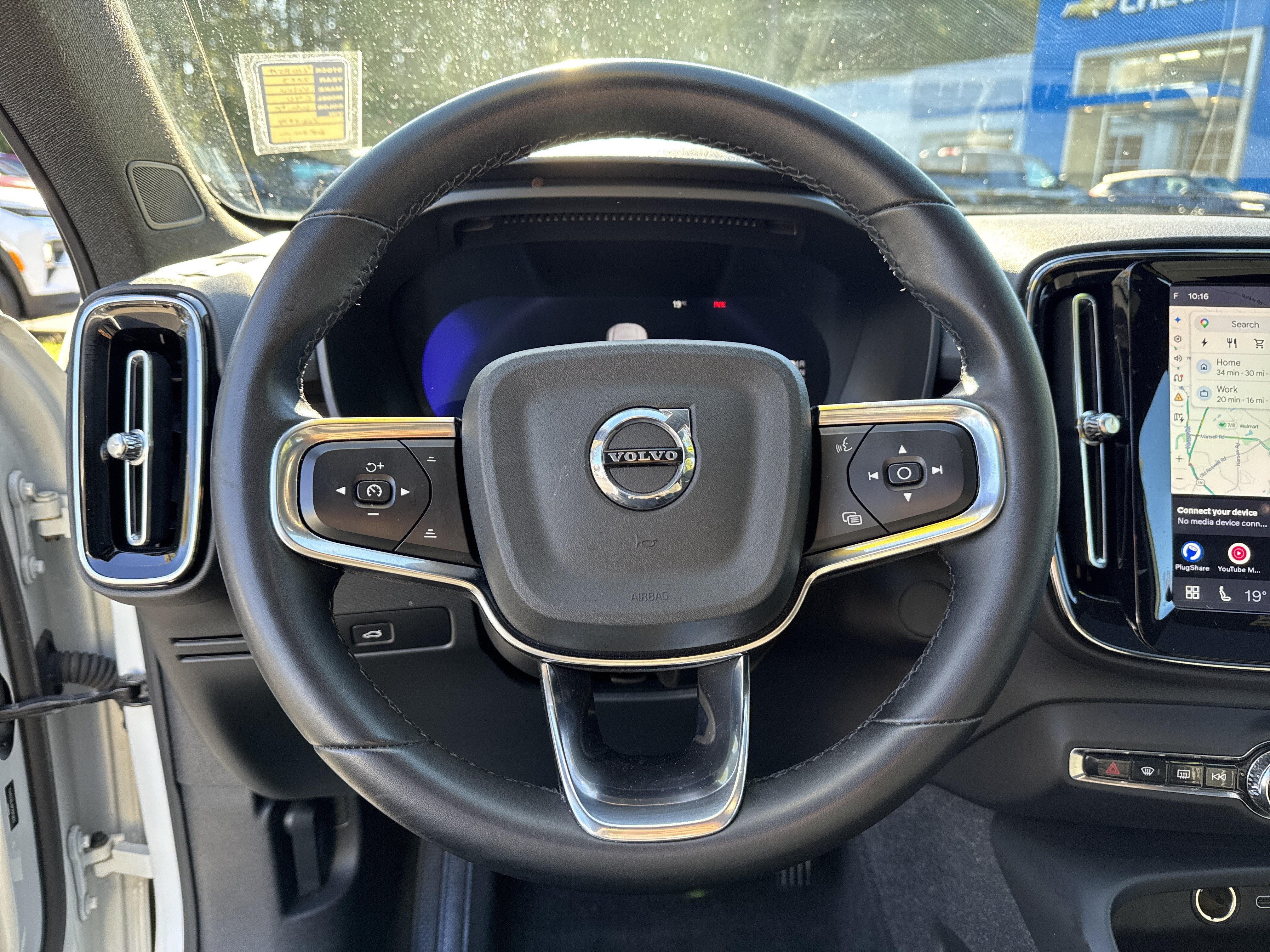 2023 Volvo C40 Plus - Photo 20
