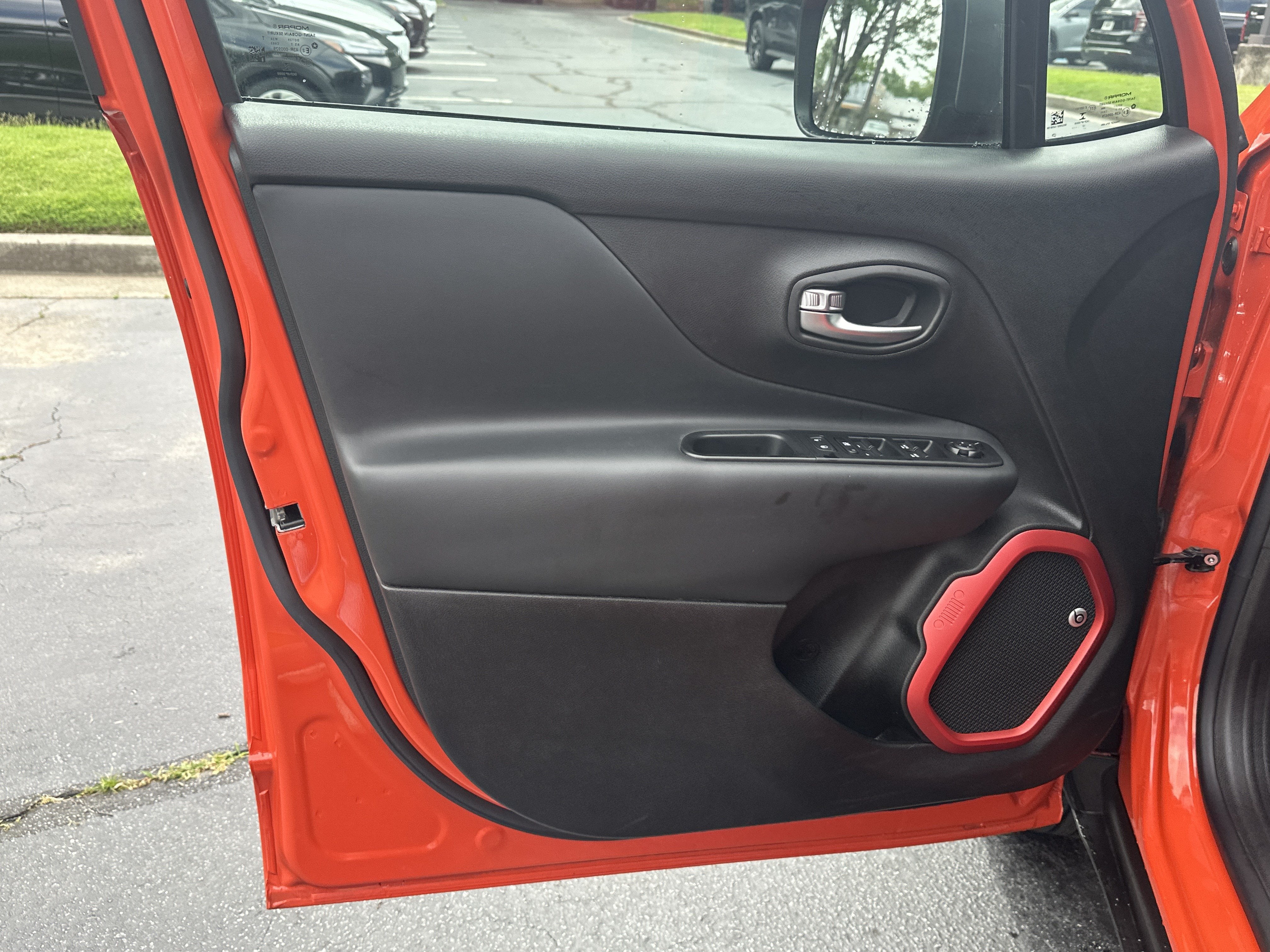 2017 Jeep Renegade Trailhawk - Photo 10