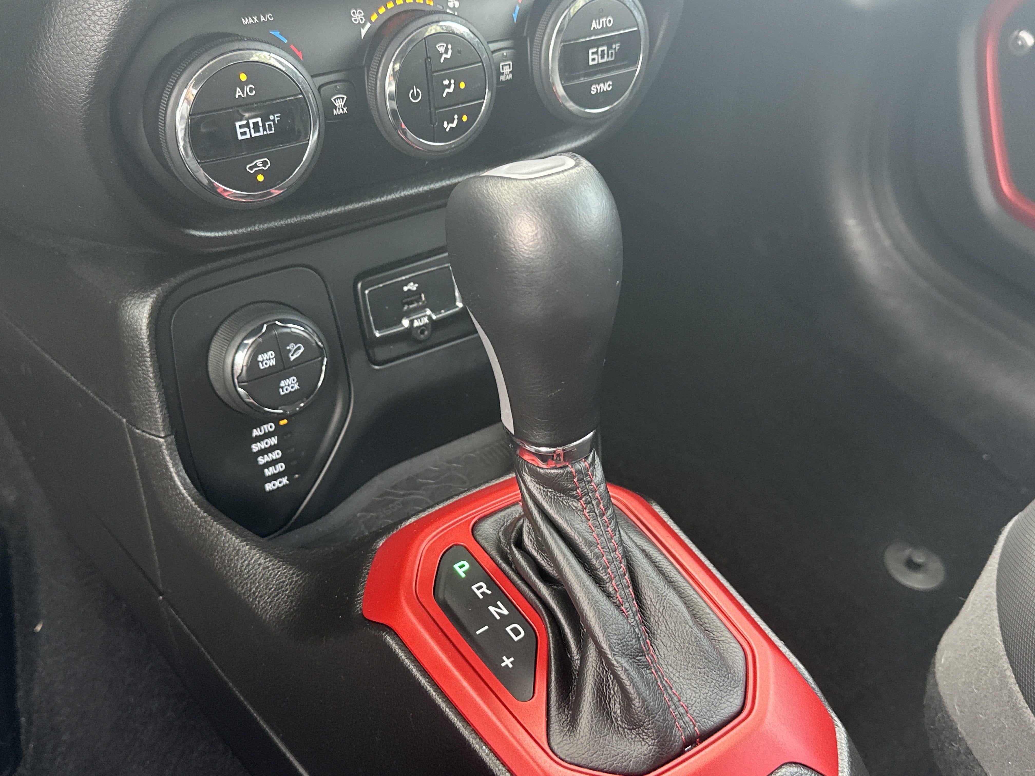 2017 Jeep Renegade Trailhawk - Photo 28
