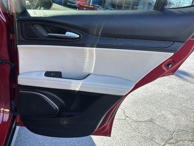 2021 Alfa Romeo Stelvio ICE