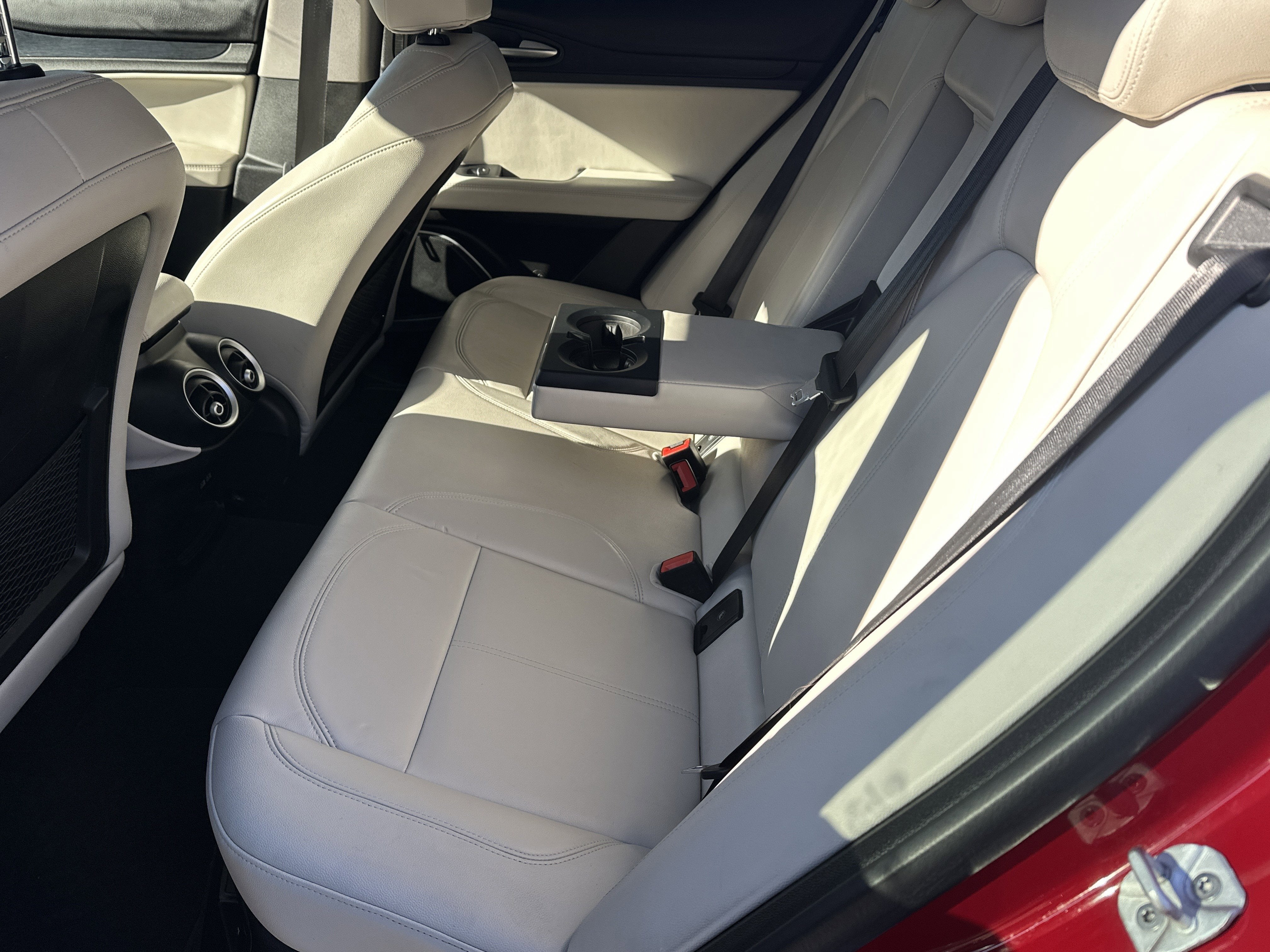 2021 Alfa Romeo Stelvio ICE